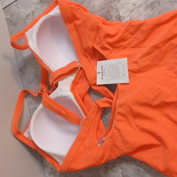 Women's Size M Swimsuit Tummy Control Cutout High Waisted Bathing Suit Wrap - Picture 8 of 8